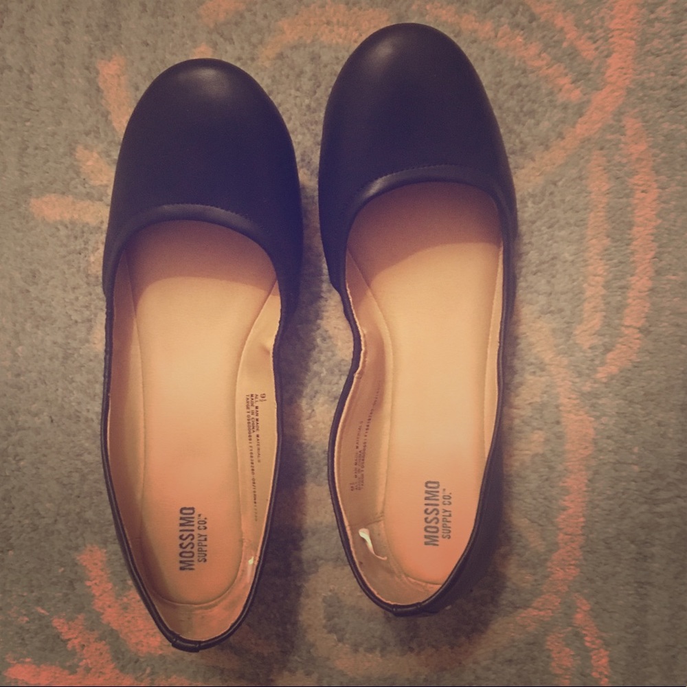 Ballet flats